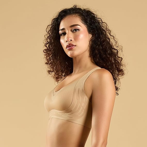 SOIE Women’s Seamless T-Shirt Bra – Padded, Non-Wired, Full Coverage with Mesh